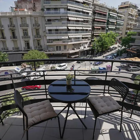 Urban View Skg Apartament *